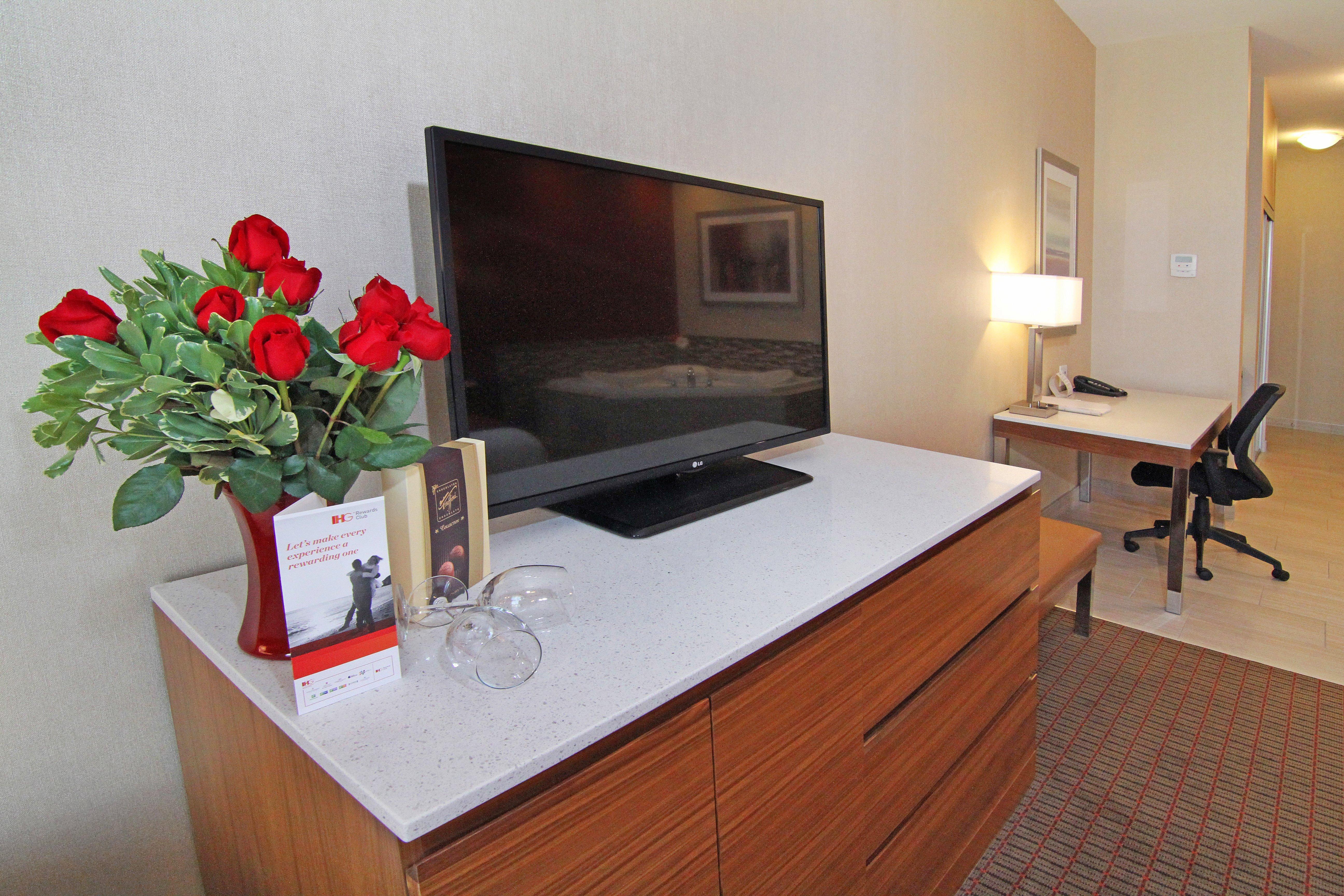 Holiday Inn Express And Suites Calgary University By Ihg Extérieur photo