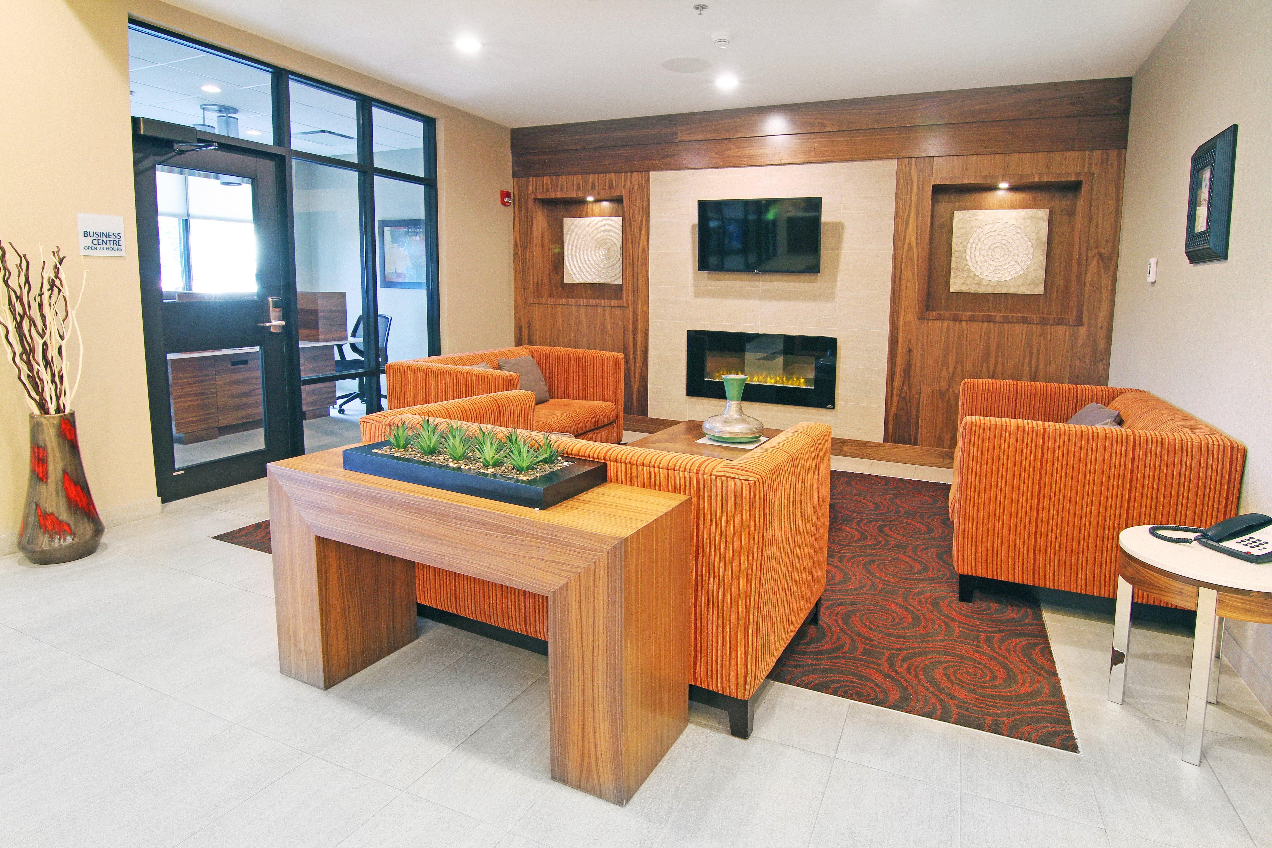 Holiday Inn Express And Suites Calgary University By Ihg Extérieur photo